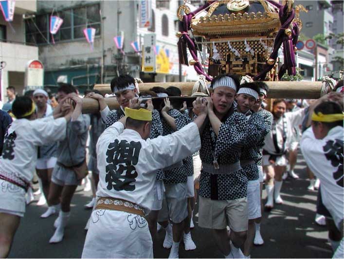 外语商业专门学校（College of Business and Communication）